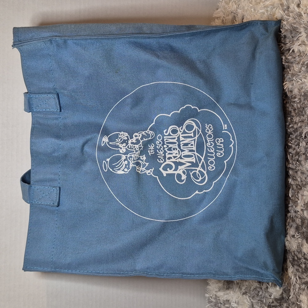 Pre-Owned Stained in some spots Precious Moments Collectors Club Bag